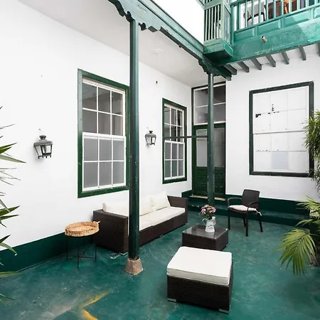 Casa Tradicional Canaria En Centro *